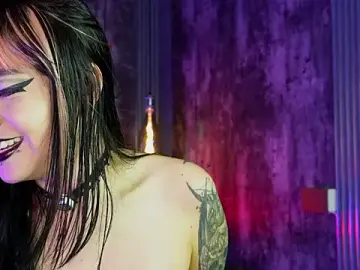 Stripchat Adult Webcams of Aylen_darkmoor