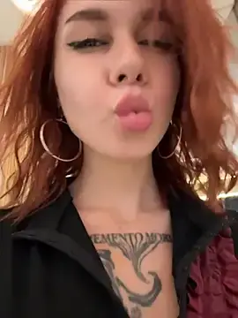 Stripchat Live Sex of RosieDesire