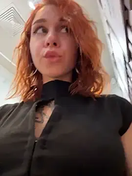 Stripchat Live Sex of RosieDesire
