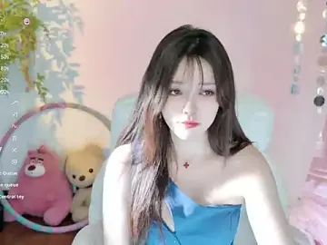 Stripchat Nude Webcam of Yiluo95