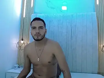 Stripchat Live Porn of CarolinaySebas