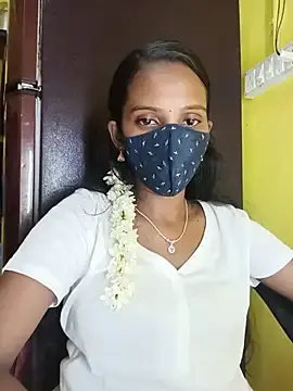 Stripchat Sex Cam of Tamil_Soloqueen_001