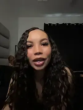 Stripchat Free Porn Cam of nikkiloveee