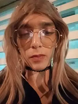 Stripchat Free Porn Cam of allison_pearzon