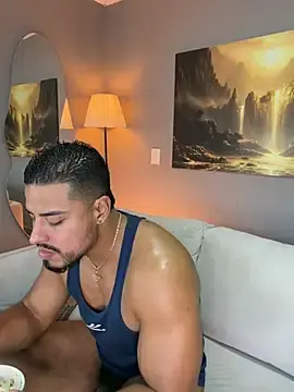 Stripchat Watch Live Sex Cams of ApoloMakris