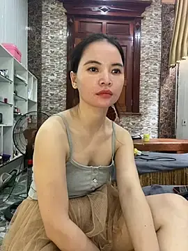 Stripchat Free Live Porn of LiLi-Kirix99