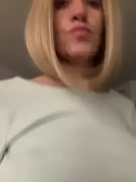 Stripchat Watch Live Sex Cams of Milana_aa