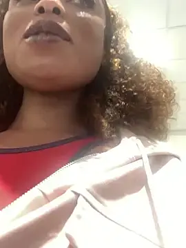 Stripchat Live Sex Cam of sexflameswolf
