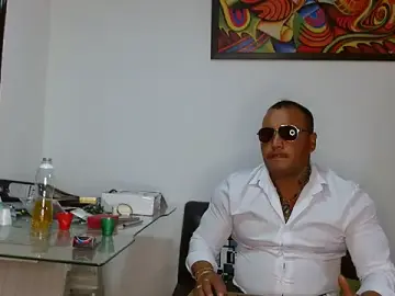 Stripchat Free Live Porn of hardrock982