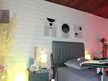 Stripchat Watch Live Sex Cams of Lizzie-Evans