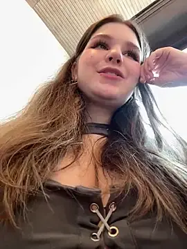 Stripchat Live Sex Cam of PumaShyXD