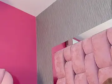Stripchat Nude Webcam of Ashly_bloom_