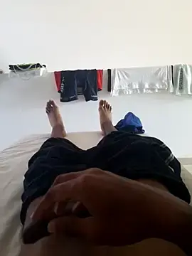 Stripchat Best Webcam of isuru_lakshan