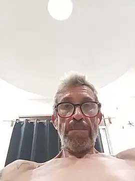Stripchat Private Sex Chat of chris-sbh11