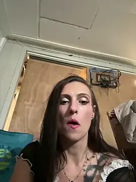 Stripchat Nude Webcam of snowrillaxxx