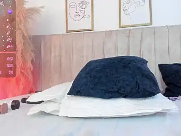Stripchat Live Sex Cam of mia_lourence
