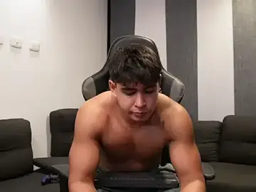 Stripchat Adult Webcams of Bray_Kevin