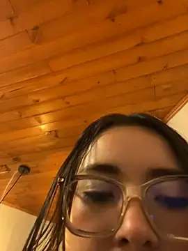 Stripchat Watch Live Sex Cams of Camila_cute18