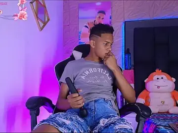 Stripchat Nude Webcam of dilan_alfonzo
