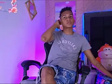 Stripchat Watch Live Sex Cams of dilan_alfonzo