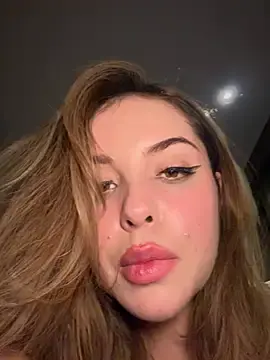 Stripchat Nude Webcam of Alirawrz