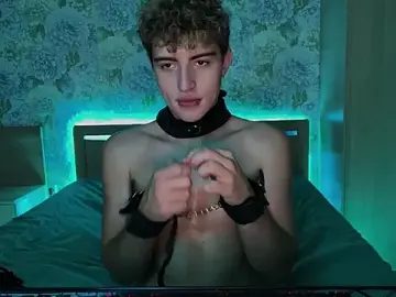 Stripchat Free Porn Cam of AlfredSweet