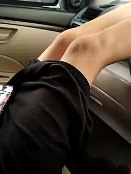 Stripchat Free Porn Cam of Swetie_Priyaaaaa