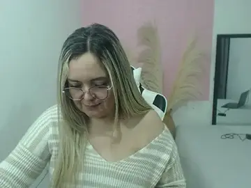 Stripchat Adult Webcam of samy_vsn