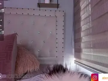 Stripchat Free Live Porn of Atenea_Klett_