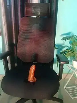 Stripchat Nude Webcam of Curvyygodess