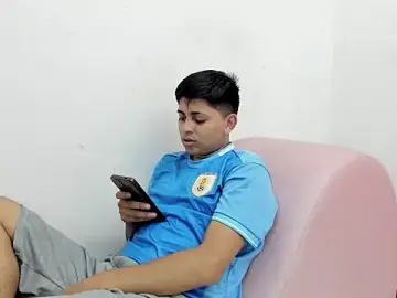 Stripchat Sex Cam of Yes_to_everythingxxx