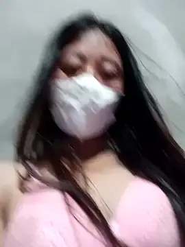 Stripchat Free Porn Cam of Pussyshow69