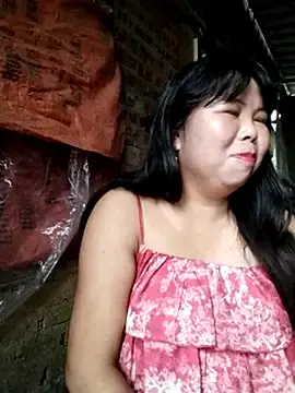 Stripchat Sex Cam of lusy-00