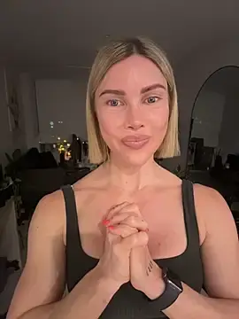 Stripchat Sex Cam of raeparks