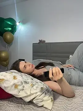 Stripchat Live Sex of CurlyLara