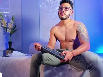 Stripchat Sex Cam of Liam_Kleiin