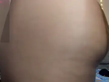 Stripchat Nude Webcam of SaraCrow