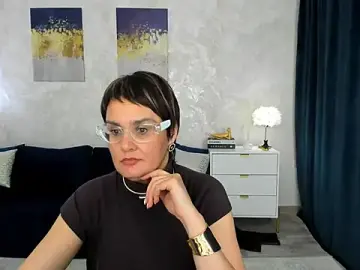 Stripchat Best Webcam of MayaNoire