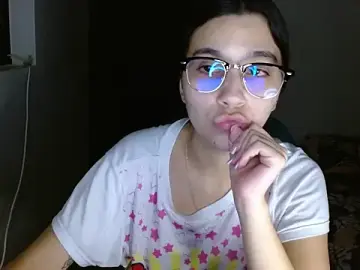 Stripchat Live Porn of mia__lopez_