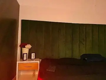 Stripchat Free Live Porn of Alana_Petite_