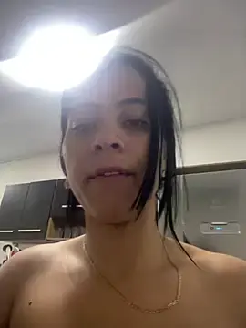 Stripchat Best live sex cam show of Issis2000