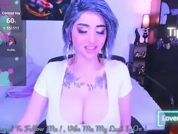 Stripchat Live Sex Cam of 13incHugeCockExploder