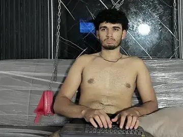 Stripchat Adult Webcams of LucasThomson_