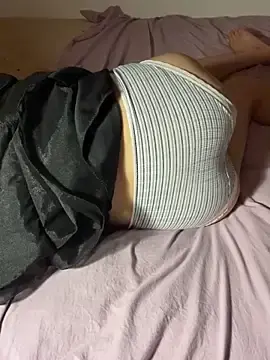 Stripchat Adult Webcam of Linhtruong__