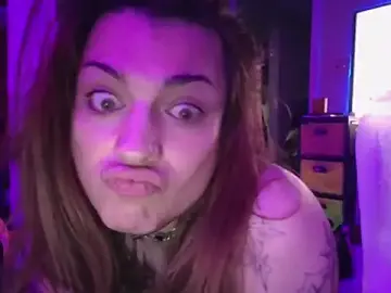 Stripchat Live Sex of UrHellBri-L