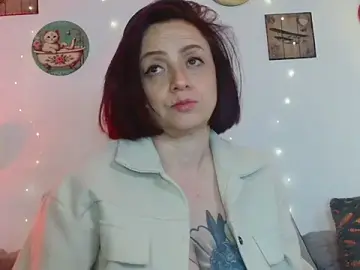 Stripchat Nude Webcam of Katicalatinmilf