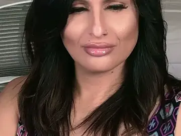Stripchat Live Sex Cam of xprettysmilex