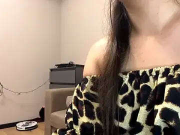 Stripchat Live Sex Cam of MidnightClover