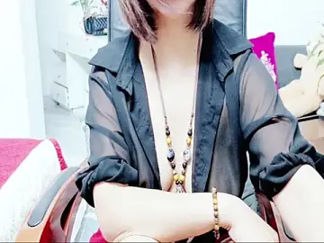 Stripchat Watch Live Sex Cams of Miu-Le
