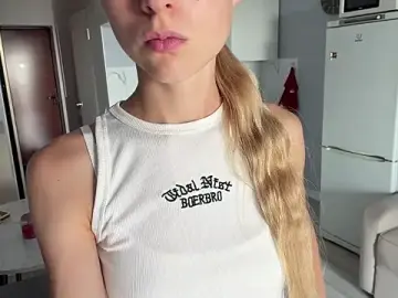 Stripchat Best live sex cam show of AliceGilbert_